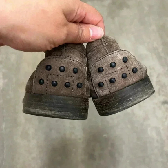 Tod’s men brown suede loafers - Picture 4 of 7